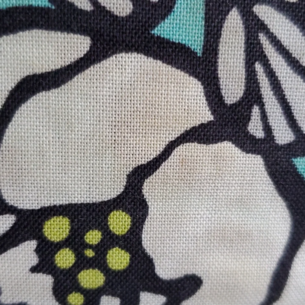 Vera Bradley 11x14 green,aqua,white, blk zipper bag - Picture 12 of 14
